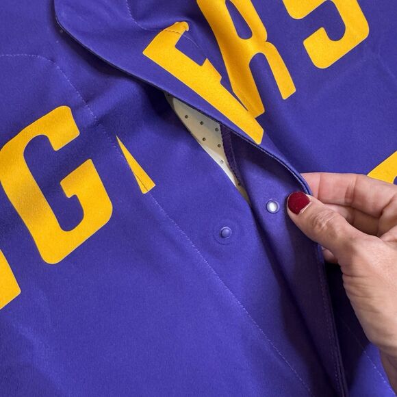 LSU Tigers Baseball Jersey Nike Dri-Fit Men’s Large Purple Yellow SEC NCAA - Picture 4 of 8